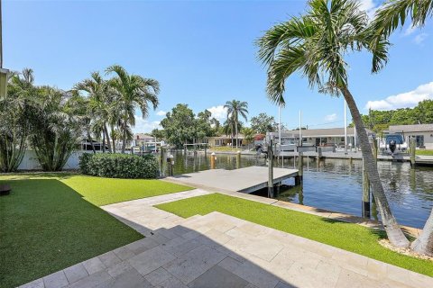 Casa en venta en Saint Petersburg, Florida, 3 dormitorios, 170.01 m2 № 1615127 - foto 24