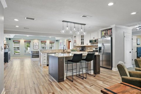 Casa en venta en Saint Petersburg, Florida, 3 dormitorios, 170.01 m2 № 1615127 - foto 4