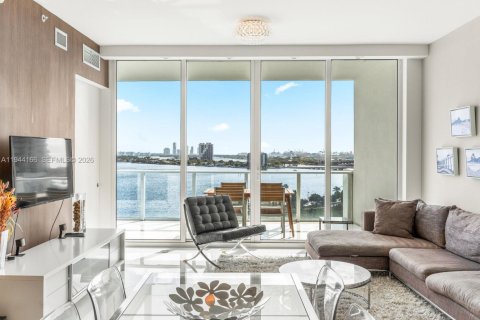 Condo à Miami, Floride, 1 chambre  № 2000927