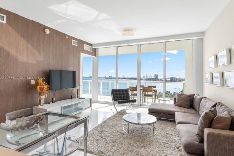 Copropriété à vendre à Miami, Floride: 1 chambre, 105.44 m2 № 2000927 - photo 6