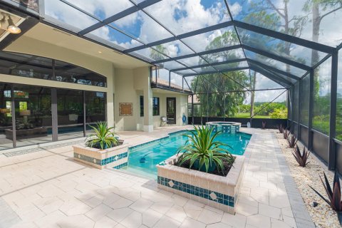 House in Port St. Lucie, Florida 3 bedrooms, 284.84 sq.m. № 2191254 - photo 28