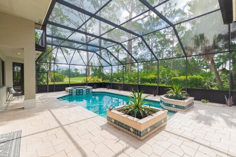 House in Port St. Lucie, Florida 3 bedrooms, 284.84 sq.m. № 2191254 - photo 29