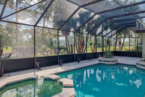 House in Port St. Lucie, Florida 3 bedrooms, 284.84 sq.m. № 2191254 - photo 26