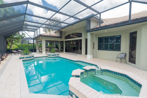 House in Port St. Lucie, Florida 3 bedrooms, 284.84 sq.m. № 2191254 - photo 27