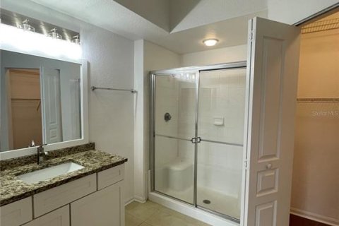 Condo in Tampa, Florida, 2 bedrooms  № 1772943 - photo 15
