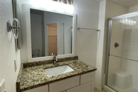 Condo in Tampa, Florida, 2 bedrooms  № 1772943 - photo 16