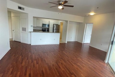 Condo in Tampa, Florida, 2 bedrooms  № 1772943 - photo 4