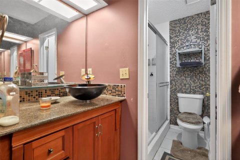 Condo in Jacksonville, Florida, 2 bedrooms  № 1947371 - photo 7
