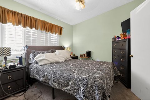 Condo in Jacksonville, Florida, 2 bedrooms  № 1947371 - photo 6