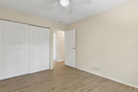 Condo in Winter Springs, Florida, 3 bedrooms  № 1741009 - photo 16