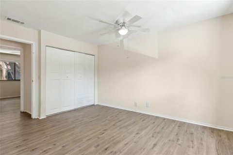 Condo in Winter Springs, Florida, 3 bedrooms  № 1741009 - photo 12