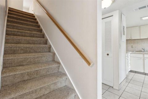 Condo in Winter Springs, Florida, 3 bedrooms  № 1741009 - photo 10