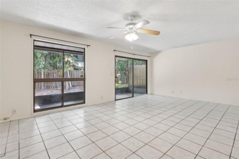 Condo in Winter Springs, Florida, 3 bedrooms  № 1741009 - photo 6