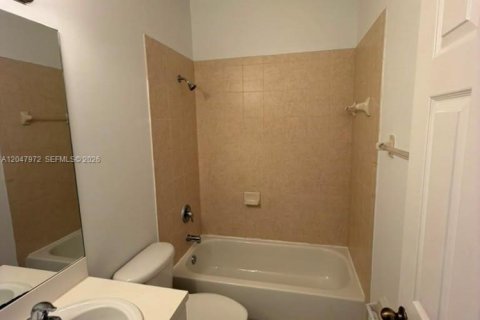 Copropriété à vendre à Cutler Bay, Floride: 3 chambres, 123.1 m2 № 2276558 - photo 16