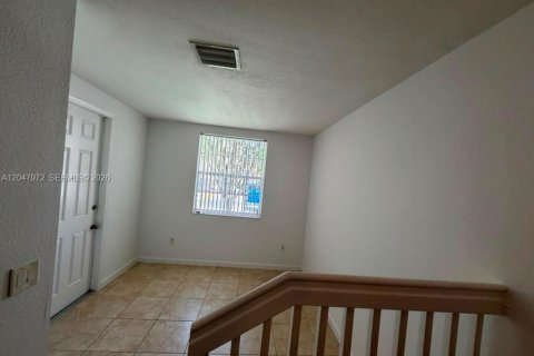 Copropriété à vendre à Cutler Bay, Floride: 3 chambres, 123.1 m2 № 2276558 - photo 3