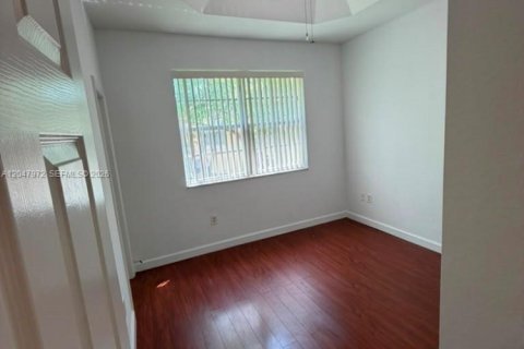Copropriété à vendre à Cutler Bay, Floride: 3 chambres, 123.1 m2 № 2276558 - photo 11