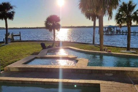 Casa en alquiler en Daytona Beach, Florida, 4 dormitorios, 375.51 m2 № 1635176 - foto 24