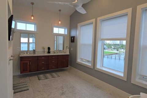 Casa en alquiler en Daytona Beach, Florida, 4 dormitorios, 375.51 m2 № 1635176 - foto 17