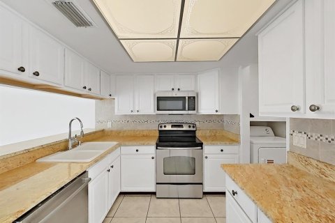 Casa en venta en Tampa, Florida, 3 dormitorios, 137.68 m2 № 2230257 - foto 16