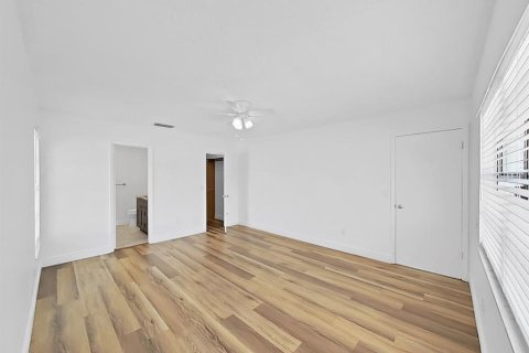 Casa en venta en Tampa, Florida, 3 dormitorios, 137.68 m2 № 2230257 - foto 26