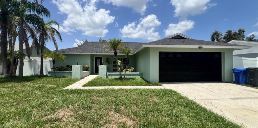 Casa en Tampa, Florida 3 dormitorios, 137.68 m2 № 2230257