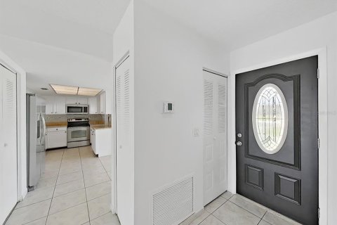Casa en venta en Tampa, Florida, 3 dormitorios, 137.68 m2 № 2230257 - foto 8