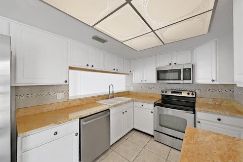 Casa en venta en Tampa, Florida, 3 dormitorios, 137.68 m2 № 2230257 - foto 17