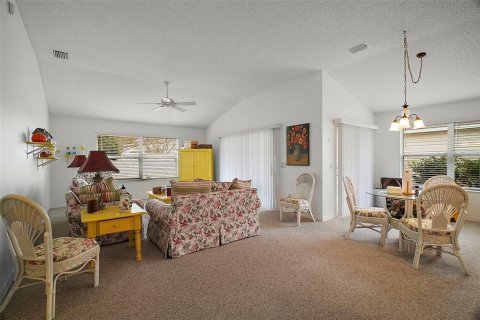Casa en venta en The Villages, Florida, 3 dormitorios, 148.83 m2 № 1530687 - foto 13