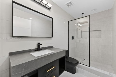 Townhouse in Miami, Florida 3 bedrooms, 178.19 sq.m. № 2045068 - photo 10