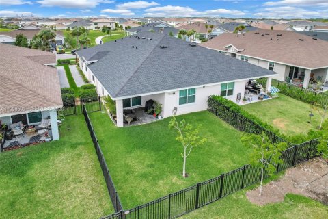 Снять в аренду виллу или дом в Локсахатчи-Гроувс, Флорида 3 спальни, 181.35м2, № 2066248 - фото 6