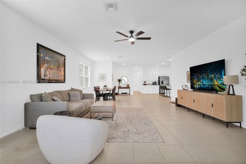 Снять в аренду виллу или дом в Локсахатчи-Гроувс, Флорида 3 спальни, 181.35м2, № 2066248 - фото 19