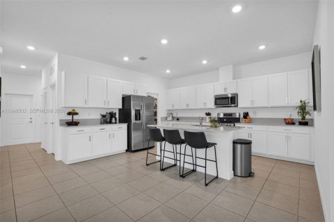 Снять в аренду виллу или дом в Локсахатчи-Гроувс, Флорида 3 спальни, 181.35м2, № 2066248 - фото 7