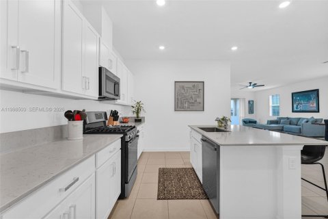 Снять в аренду виллу или дом в Локсахатчи-Гроувс, Флорида 3 спальни, 181.35м2, № 2066248 - фото 11