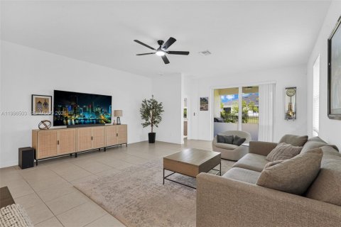 Снять в аренду виллу или дом в Локсахатчи-Гроувс, Флорида 3 спальни, 181.35м2, № 2066248 - фото 20