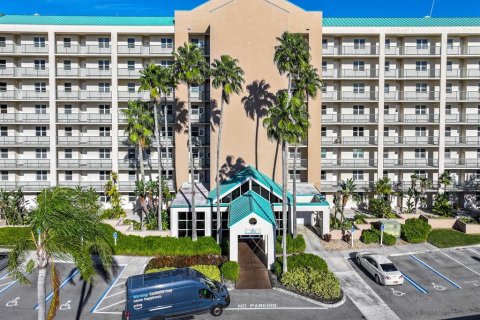 Copropriété à vendre à Palmetto, Floride: 1 chambre, 67.63 m2 № 2118519 - photo 25