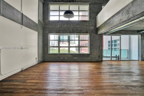 Condo in Miami, Florida, 2 bedrooms  № 1990650 - photo 20