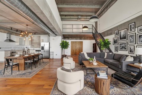 Condo in Miami, Florida, 2 bedrooms  № 1990650 - photo 14