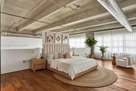 Condo in Miami, Florida, 2 bedrooms  № 1990650 - photo 19