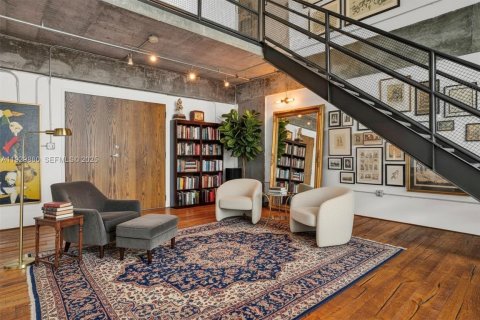 Condo in Miami, Florida, 2 bedrooms  № 1990650 - photo 4