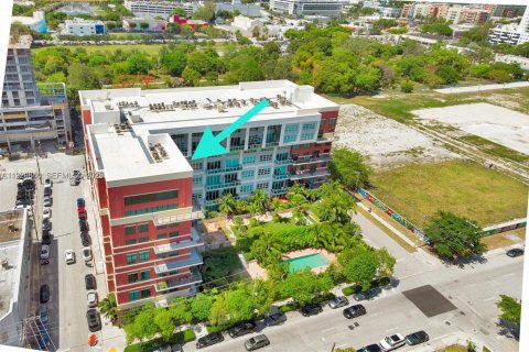 Condo in Miami, Florida, 2 bedrooms  № 1990650 - photo 27