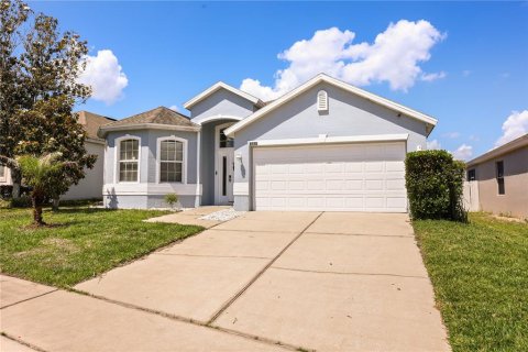 House in Davenport, Florida 3 bedrooms, 169.55 sq.m. № 2222421 - photo 3