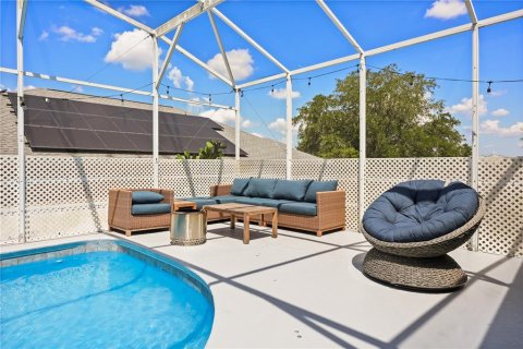 House in Davenport, Florida 3 bedrooms, 169.55 sq.m. № 2222421 - photo 30