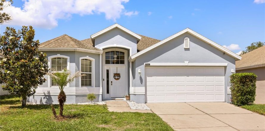 House in Davenport, Florida 3 bedrooms, 169.55 sq.m. № 2222421