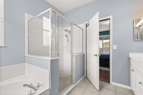 House in Davenport, Florida 3 bedrooms, 169.55 sq.m. № 2222421 - photo 19