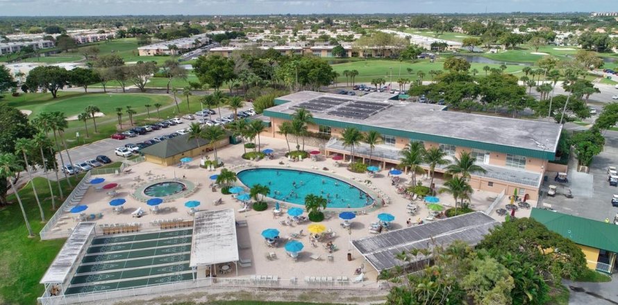 Casa en Delray Beach, Florida 2 dormitorios, 82.03 m2 № 869085
