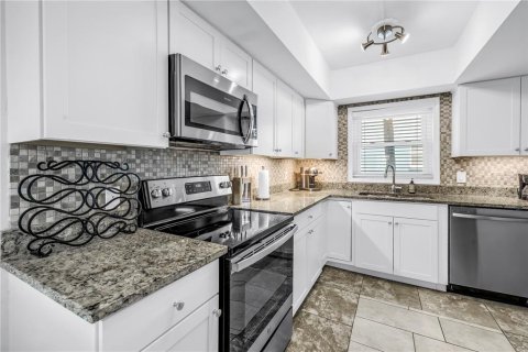 Купить кондоминиум в Сент-Пит-Бич, Флорида 3 комнаты, 111.95м2, № 2201635 - фото 7
