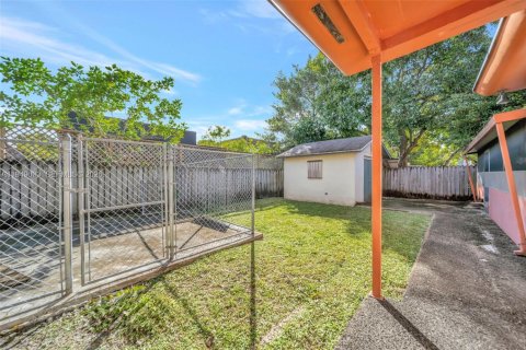 Купить виллу или дом в Майами, Флорида 3 спальни, 175.03м2, № 2005491 - фото 26