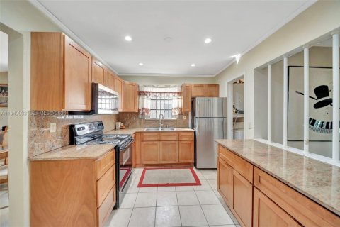 Купить виллу или дом в Майами, Флорида 3 спальни, 175.03м2, № 2005491 - фото 5