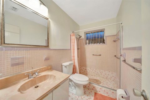 Купить виллу или дом в Майами, Флорида 3 спальни, 175.03м2, № 2005491 - фото 17