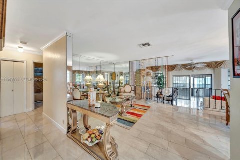 Купить виллу или дом в Майами, Флорида 3 спальни, 175.03м2, № 2005491 - фото 3